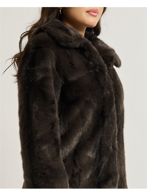  SILVIAN HEACH | GPA25011PLCOFFEE GROUND